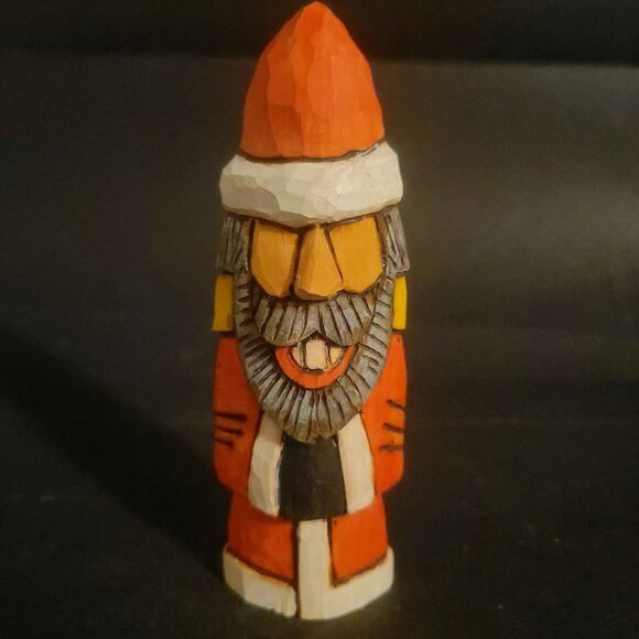 Hand carved Wooden Old Santa Clause Folk Art. Signed By Artist - Picture 1 of 7